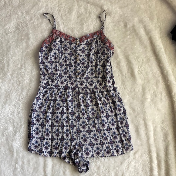 American Eagle Romper - Picture 1 of 4